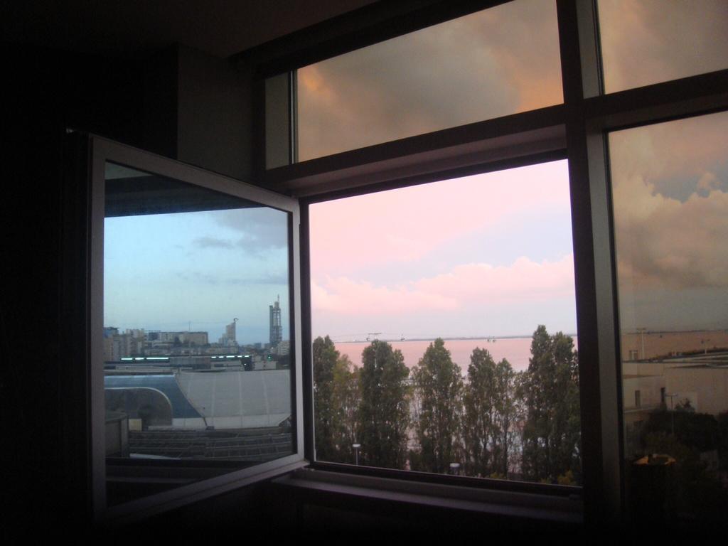 Lxriverside Suite Apartment Lisbona Esterno foto